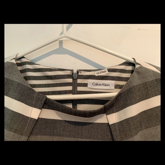 Calvin Klein Sheath Dress. Size 2. EUC! - Picture 4 of 8